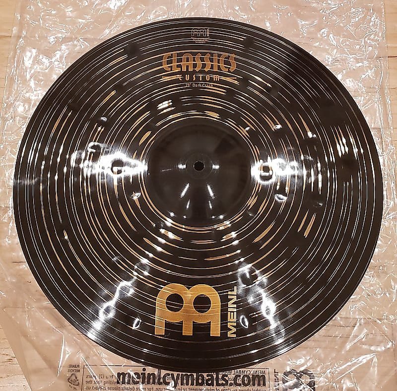 Platillo Crash Meinl CC19DAC Classics Custom Dark de 19", serie B